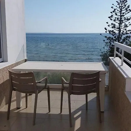 Sandy Beach 15 Apartamento Larnaca